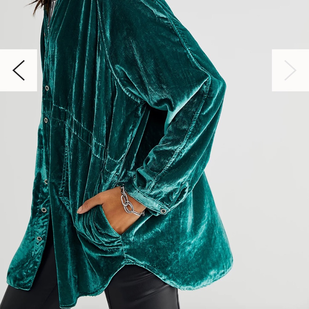 *BRAND NEW, NEVER WORN, TAGS ATTACHED* Free People- button down shirt/dress